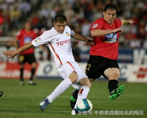 关于巴塞罗那实力碾压，轻松锁定小组前四的信息