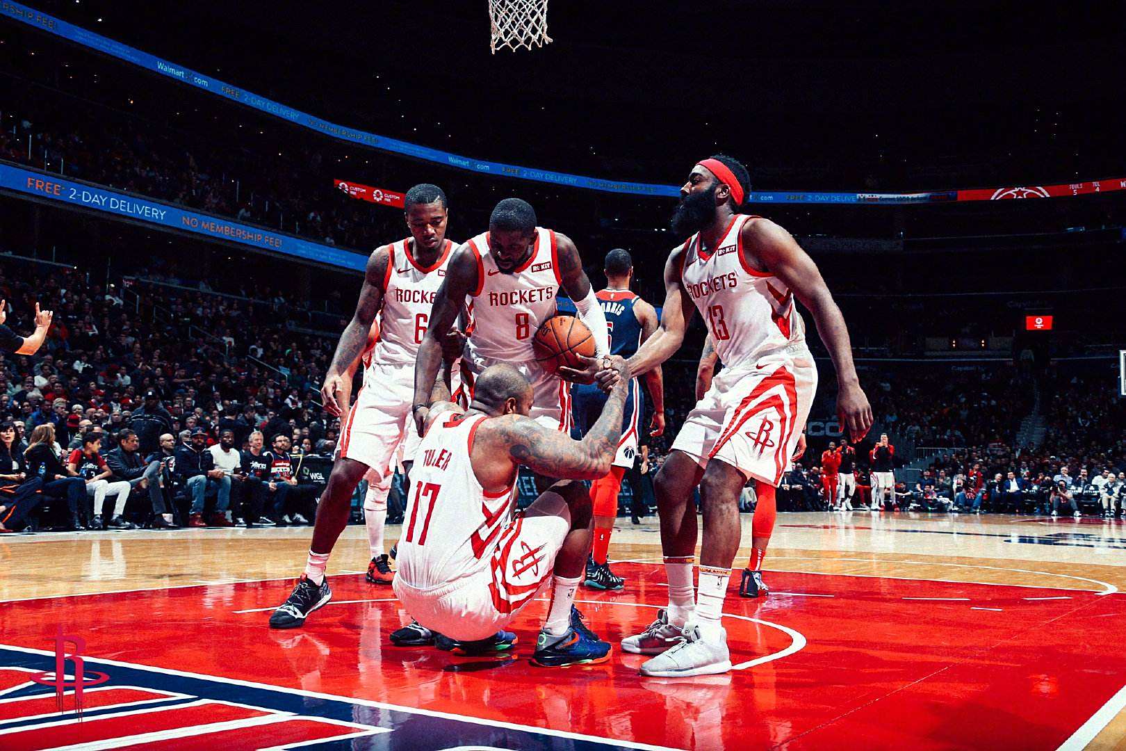 开云体育在线登录-狼队客场逆转获胜，锋线连环进攻