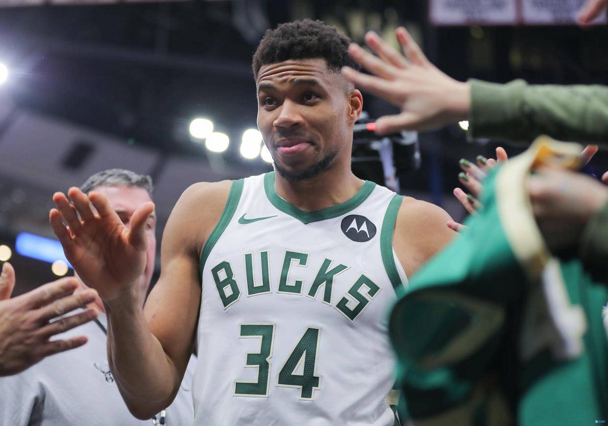 开云体育在线登录-关于雄鹿力克黄蜂，字母哥表现稳固的信息