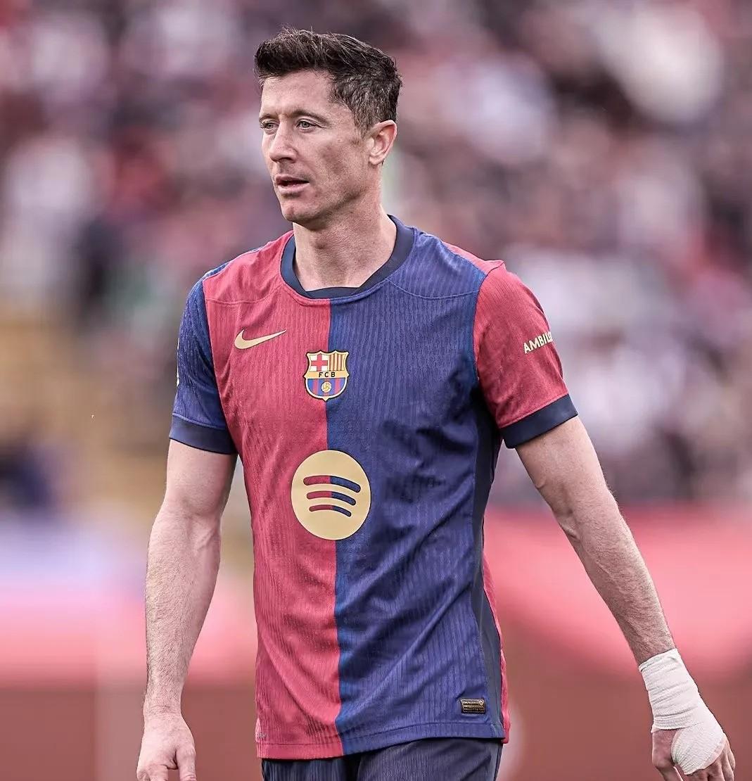 开云体育登录-莱万多夫斯基破门得分，皇家社会遭遇失败的简单介绍